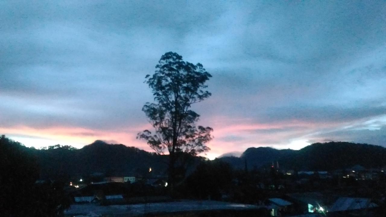 Hotel Edelweis 2 Bajawa Esterno foto